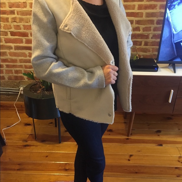 BB Dakota Shearling Jacket - Picture 4 of 4